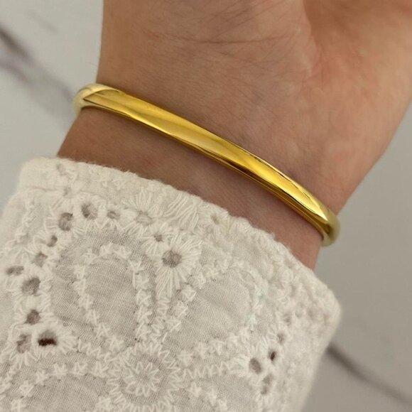 SKU:0474 gold bracelet zircon stone star material stainless steel + gift box - Picture 2 of 6